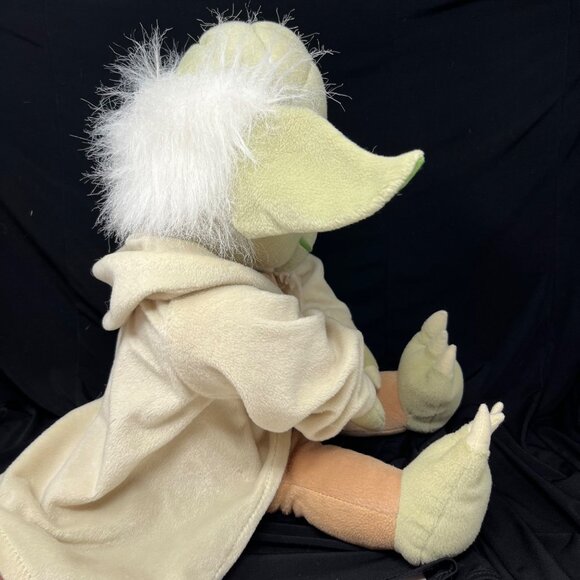 Star Wars Yoda Plush Stuffed Animal Removeable Jedi Robe Jay Franco 13" Sitting - Picture 3 of 11
